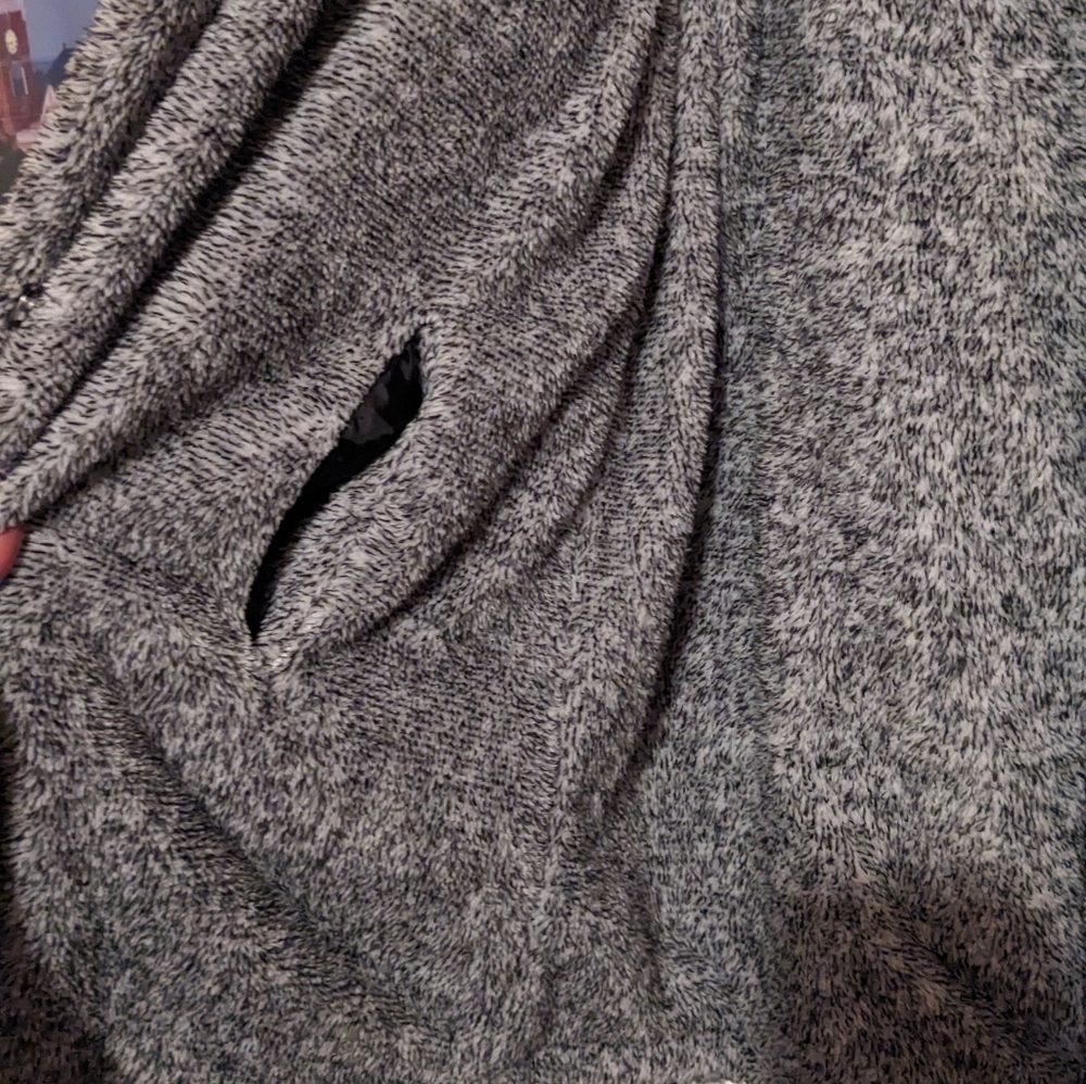 Cozy Jacket - Picture 3 of 4